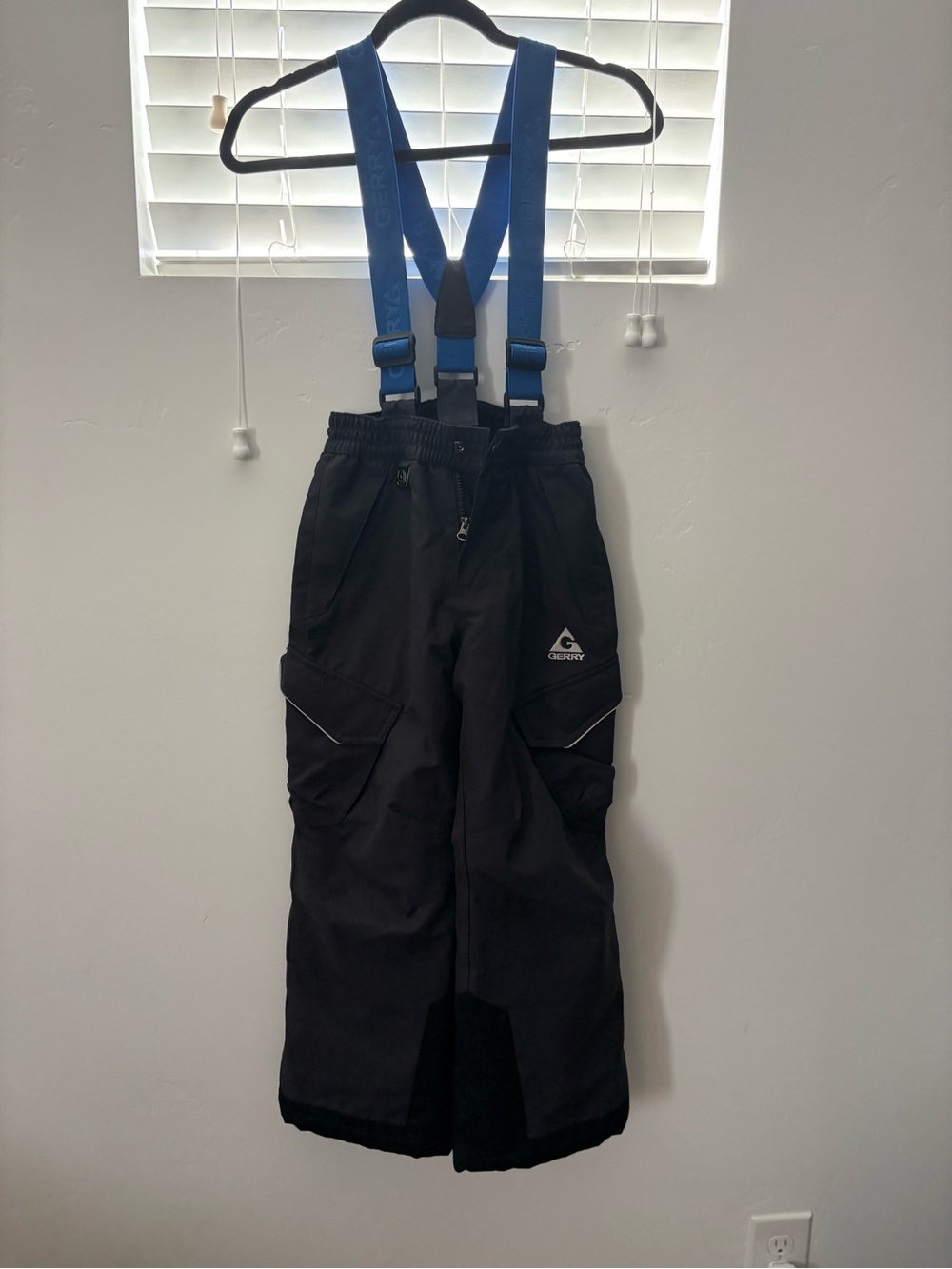Gerry Black Cargo Snow Pants with Blue Suspenders